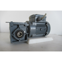 159 RPM 0,25 KW Asmaat 20 mm. Used for test.